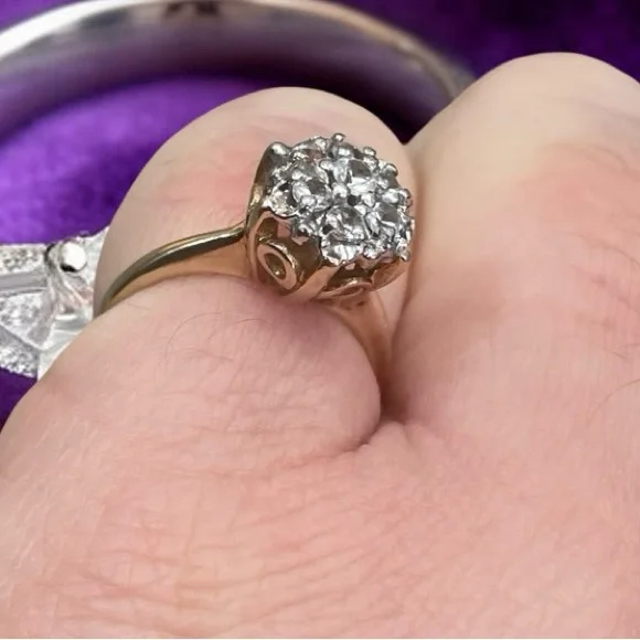 Antique 10k Gold Topaz Cluster Ring Size 4.5 - Picture 11 of 11